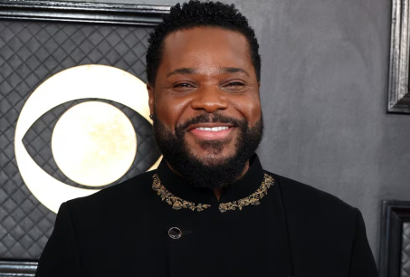Adiós a Malcolm-Jamal Warner: la voz serena de una generación, apagada por el mar de Costa Rica
