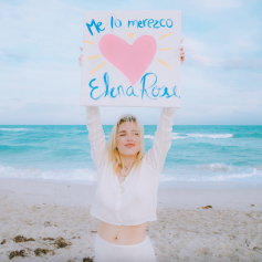 Elena Rose presenta "ME LO MEREZCO".