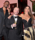 J Balvin celebra sus 40 en Italia rodeado de estrellas…