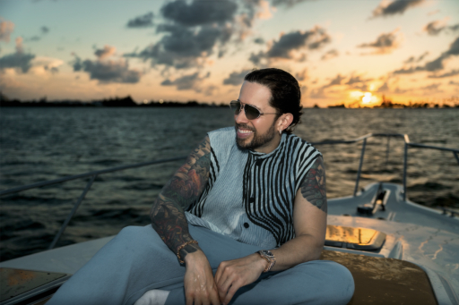 DE LA GHETTO estrena SASA